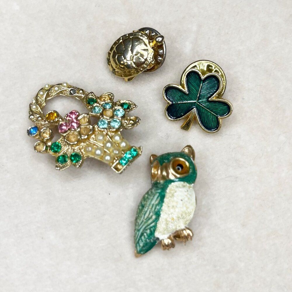 Vintage set of 4 pins brooches floral owl turtle clover